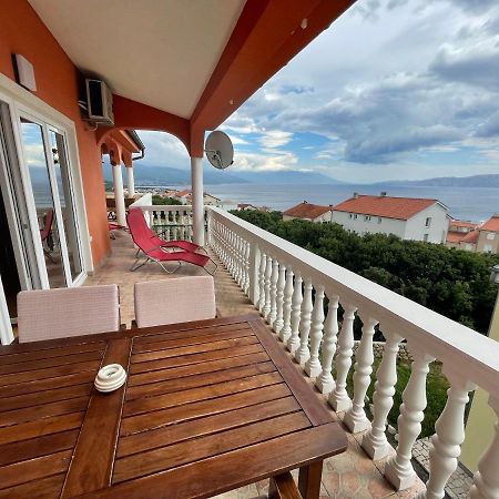 Apartments Nikolina Нови-Винодолски Экстерьер фото