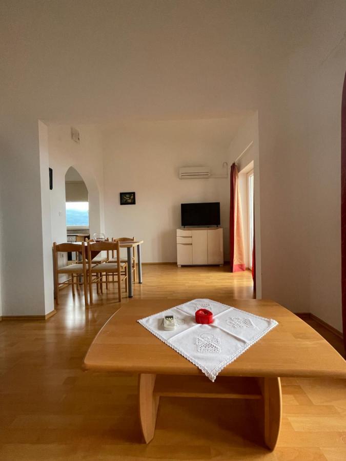 Apartments Nikolina Нови-Винодолски Экстерьер фото