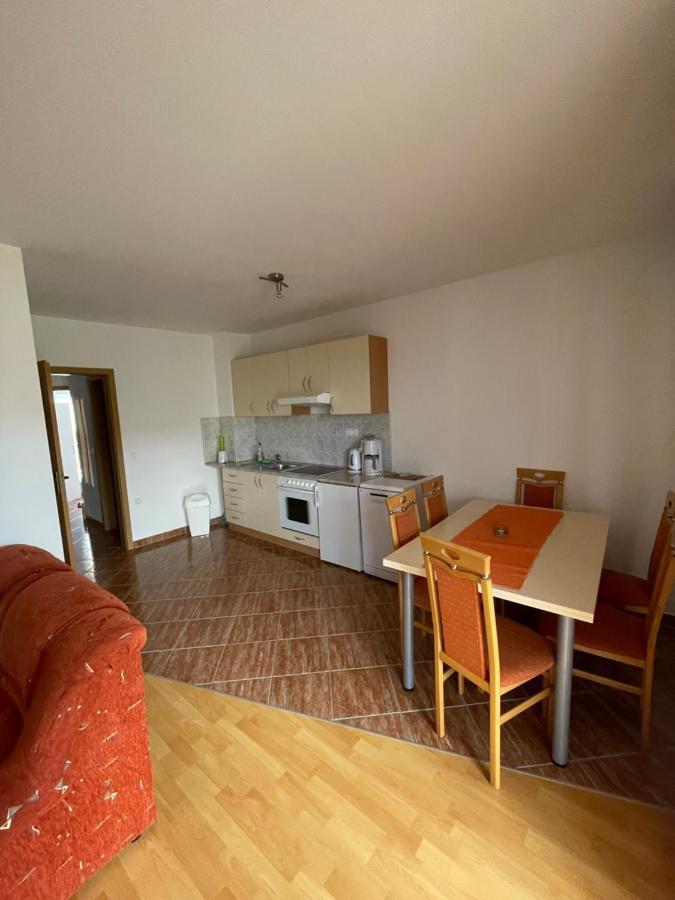 Apartments Nikolina Нови-Винодолски Экстерьер фото