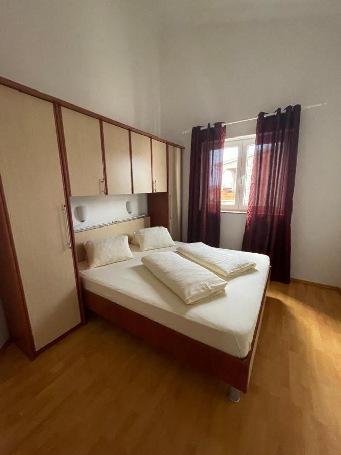 Apartments Nikolina Нови-Винодолски Экстерьер фото