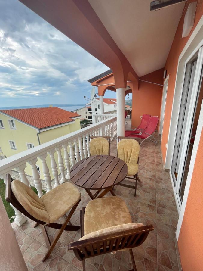 Apartments Nikolina Нови-Винодолски Экстерьер фото