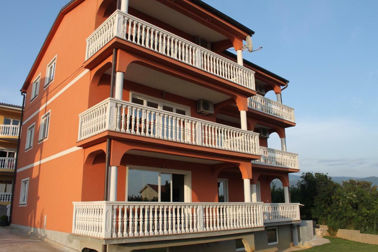 Apartments Nikolina Нови-Винодолски Экстерьер фото