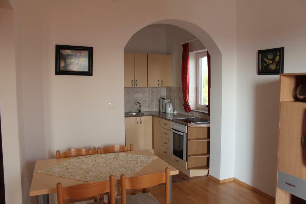 Apartments Nikolina Нови-Винодолски Экстерьер фото